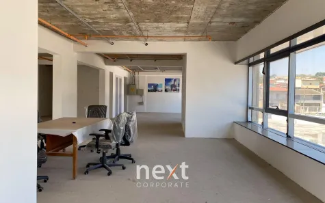 Sala Comercial com 5 Quartos para alugar, 648m² no Cambuí, Campinas