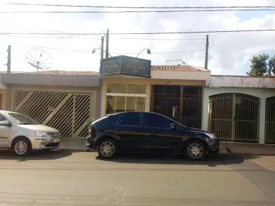 Casa com 3 Quartos à venda, 120m² no Vila Santa Madre Cabrini, São Carlos