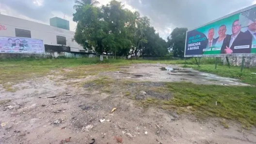 Lote/Terreno à venda, 2100m² no Sesi, Bayeux