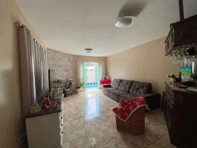 Casa com 3 Quartos à venda, 290m² no Vila Valqueire, Rio de Janeiro
