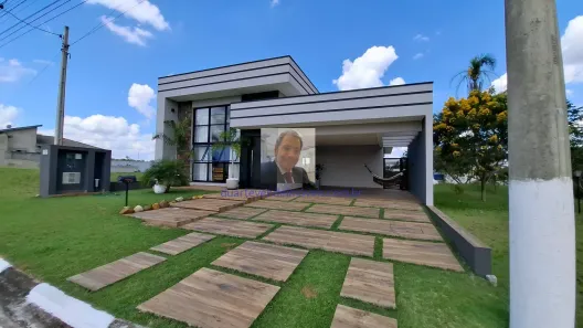Casa de Condomínio com 3 Quartos à venda, 200m² no Jardim Giane, Vargem Grande Paulista