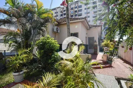 Casa com 8 Quartos à venda, 500m² no Fonseca, Niterói