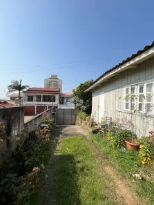 Lote/Terreno à venda, 300m² no Barreiros, São José