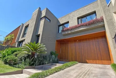 Casa com 3 Quartos à venda, 400m² no Três Figueiras, Porto Alegre