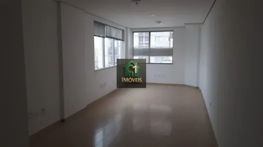 Sala Comercial com 3 Quartos para alugar, 70m² no Água Branca, São Paulo