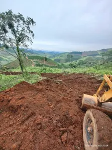 Fazenda/Sítio à venda, 123000m² no , Maria da Fé