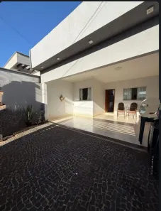Casa com 3 Quartos à venda, 127m² no Jardim Europa, Rio Verde