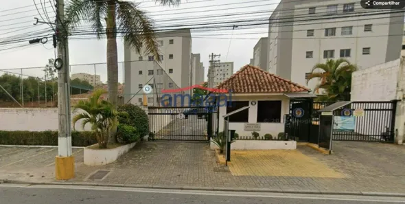 Apartamento com 2 Quartos para alugar, 47m² no Bairro do Colonia, Jacareí