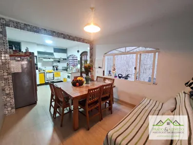 Casa com 3 Quartos à venda, 180m² no Jardim Monte Kemel, São Paulo