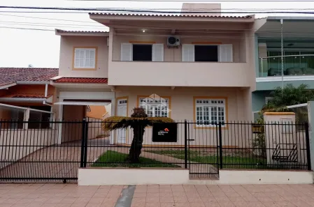 Casa com 5 Quartos à venda, 238m² no Balneário, Florianópolis