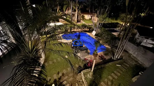 Casa com 3 Quartos para alugar, 250m² no Park Imperial, Caraguatatuba