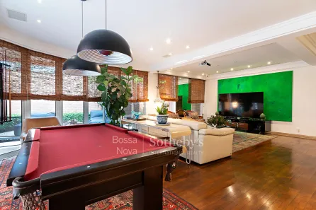 Casa de Condomínio com 3 Quartos à venda, 605m² no Jardim Everest, São Paulo
