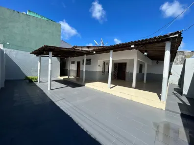 Casa com 3 Quartos para alugar, 100m² no Antares, Maceió