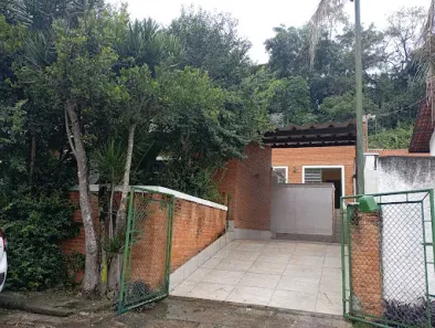 Casa de Condomínio com 3 Quartos para alugar, 195m² no Jardim Rebelato, Cotia