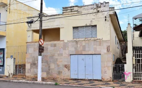 Casa com 3 Quartos à venda, 190m² no Barra Funda, Leme