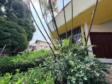 Prédio Comercial à venda, 854m² no Batista Campos, Belém