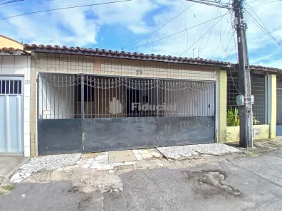 Casa com 3 Quartos para alugar, 81m² no Cidade dos Funcionários, Fortaleza