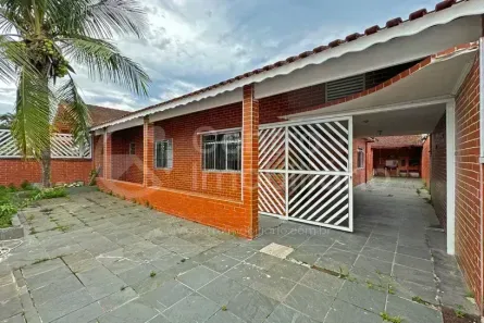 Casa com 3 Quartos à venda, 153m² no Balneario Flórida, Peruíbe