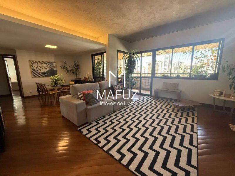 Apartamento com 4 quartos — Lourdes, Belo Horizonte
