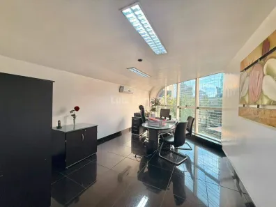 Prédio Comercial para alugar, 1390m² no Savassi, Belo Horizonte