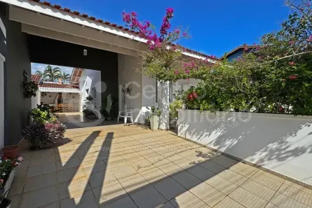 Casa com 2 Quartos à venda, 121m² no Jardim Tres Marias, Peruíbe