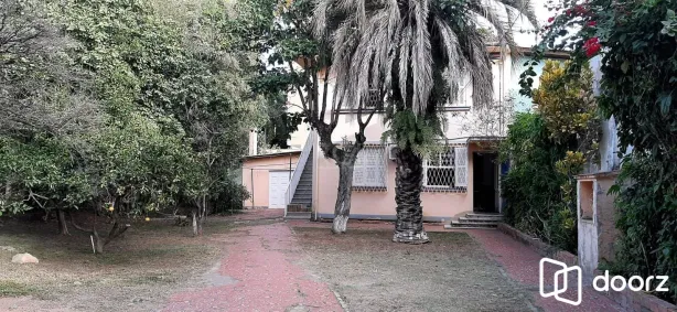 Casa com 6 Quartos à venda, 200m² no Medianeira, Porto Alegre
