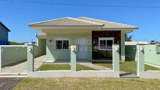 Casa com 3 Quartos à venda, 131m² no Camboim, Arroio do Sal