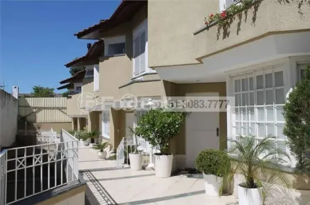 Casa de Condomínio com 4 Quartos à venda, 251m² no Boa Vista, Porto Alegre