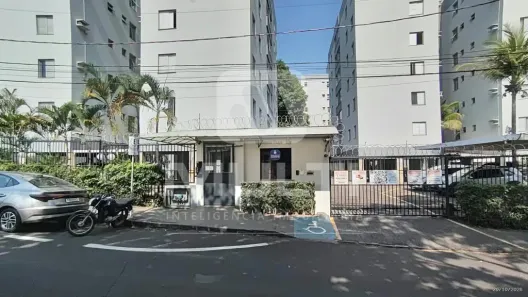 Apartamento com 3 Quartos para alugar, 70m² no Presidente Roosevelt, Uberlândia