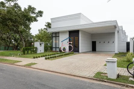 Casa de Condomínio com 4 Quartos à venda, 373m² no Jardim Itália, Cuiabá