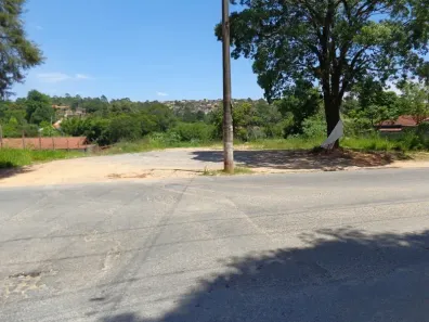 Lote/Terreno à venda, 1800m² no Chácaras Cangueirinha, Mairinque