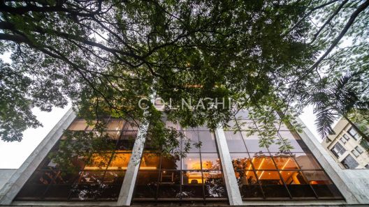 Sala Comercial à venda, 74m² no Moinhos de Vento, Porto Alegre