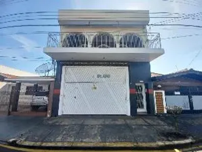 Sobrado com 3 Quartos para alugar, 700m² no Vila Prado, São Carlos