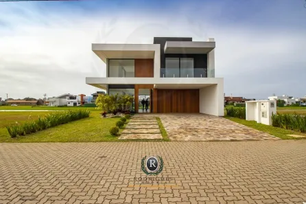 Casa de Condomínio com 4 Quartos à venda, 299m² no Torres, Torres