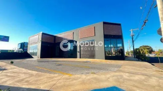 Ponto Comercial para alugar, 198m² no Novo Mundo, Uberlândia