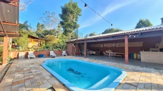 Fazenda/Sítio com 3 Quartos à venda, 450m² no Itararé, Embu-Guaçu