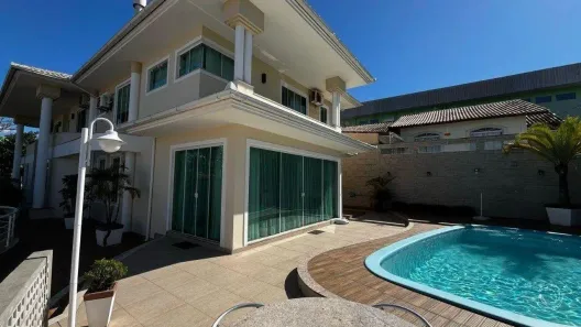 Casa com 6 Quartos à venda, 588m² no Canto, Florianópolis