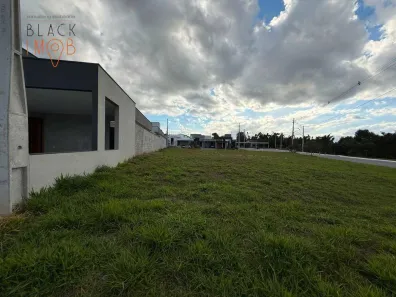 Lote/Terreno à venda, 250m² no Jardim Vila Nova, Tremembé