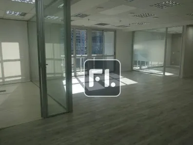 Sala Comercial para venda ou aluguel, 234m² no Vila São Francisco (Zona Sul), São Paulo