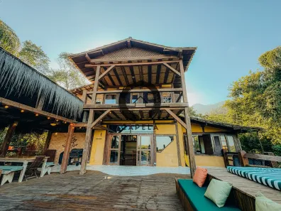 Casa com 5 Quartos à venda, 356m² no Perequê, Ilhabela