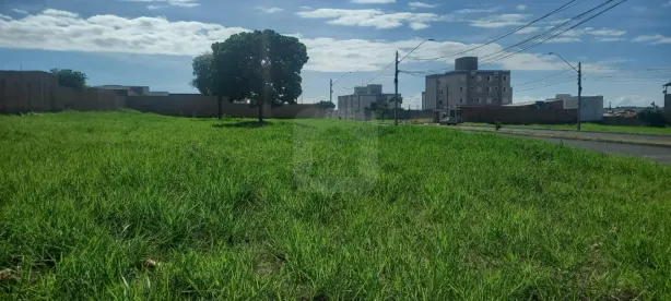 Lote/Terreno à venda, 376m² no Shopping Park, Uberlândia