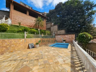Casa com 4 Quartos à venda, 370m² no Nova Cachoeirinha, Belo Horizonte