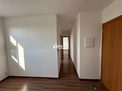 Apartamento com 2 Quartos para alugar, 47m² no Laranjeiras, Uberlândia
