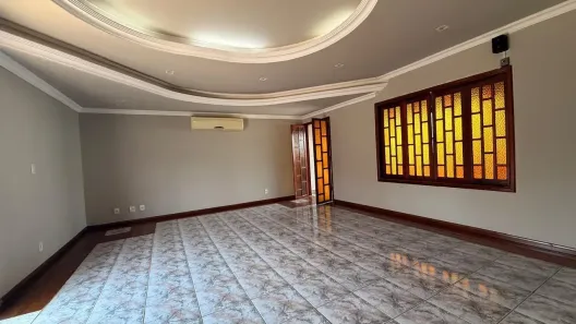 Casa de Condomínio com 6 Quartos à venda, 408m² no Despraiado, Cuiabá