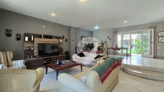 Casa com 4 Quartos à venda, 243m² no São Francisco, Niterói