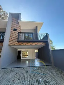 Casa com 3 Quartos à venda, 142m² no Glória, Joinville