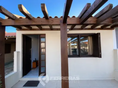 Sobrado com 2 Quartos para alugar, 90m² no , Tramandaí