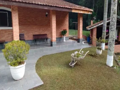 Fazenda/Sítio com 3 Quartos à venda, 327m² no , Jarinu