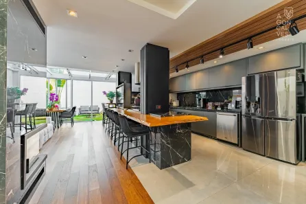 Casa de Condomínio com 2 Quartos à venda, 190m² no Mossunguê, Curitiba