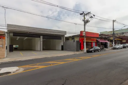 Ponto Comercial com 3 Quartos para alugar, 161m² no Parque Císper, São Paulo